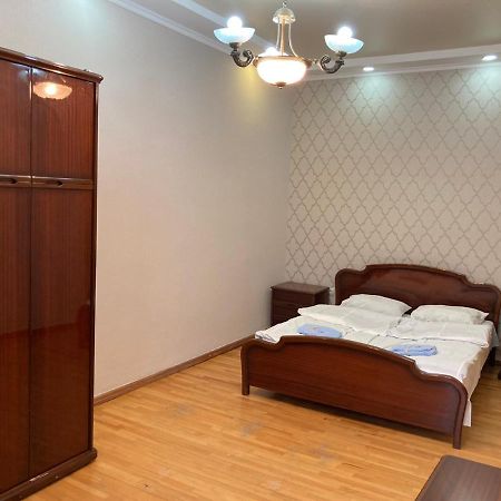 Апартаменти House Nag Кутаїсі Екстер'єр фото